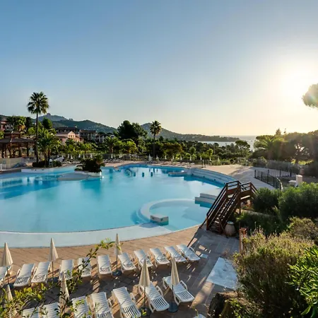 Apartment Le Hameau De Cap Esterel - Maeva - 4 Personnes 1 Vue Et Parking - Budget Mae-4393